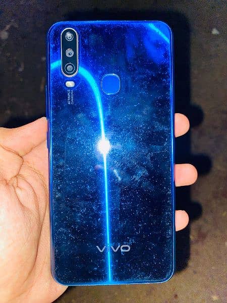 Vivo Y15 1