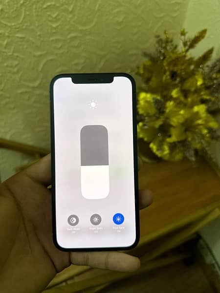 iPhone 12 64GB Non PTA 6