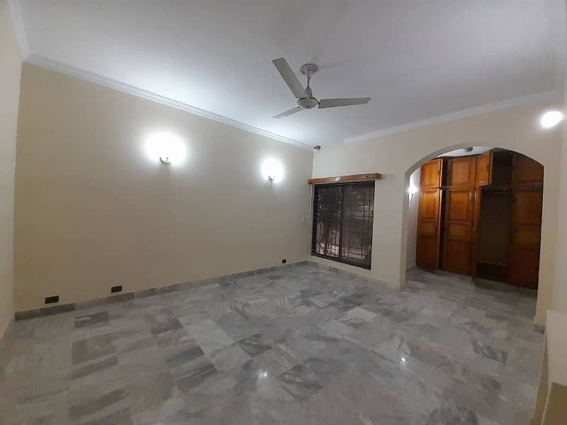20 marla beautiful lower portion for Rent in dha phase 1. 6