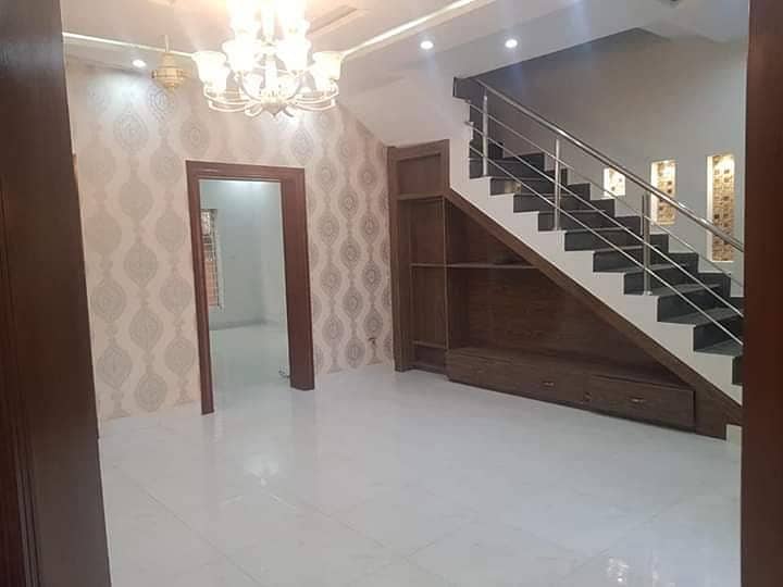 2 Bed 5 Marla UPPER Portion Available For Rent In Gulraiz 5