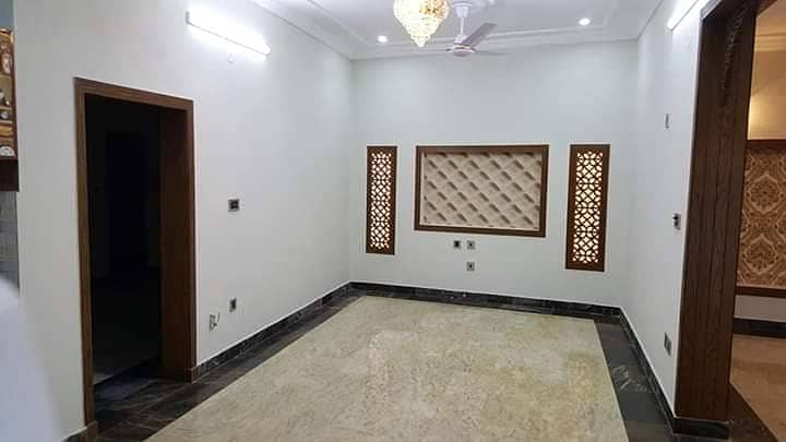 2 Bed 5 Marla UPPER Portion Available For Rent In Gulraiz 8