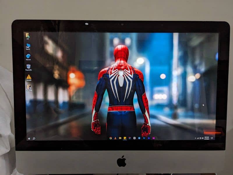 iMac (Apple Computer) 0