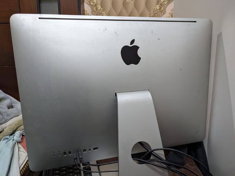 iMac (Apple Computer) 1