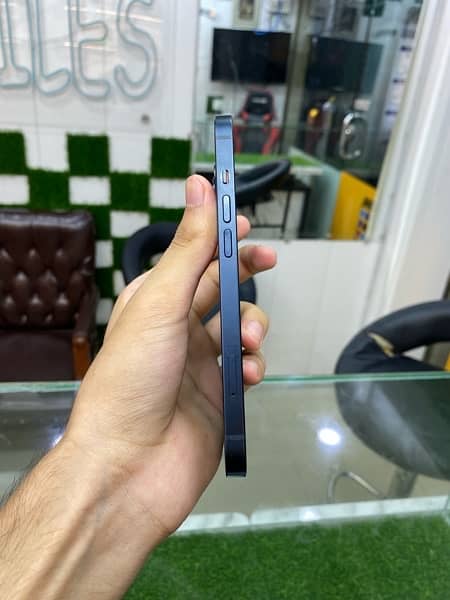 iPhone 13 Non PTA jv With Box 128GB 7