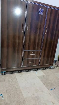 Cupboard | Bigg Size | 3door