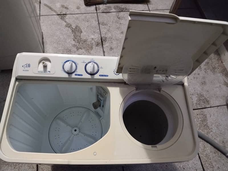 Haier Washing Machine +Spinner 4