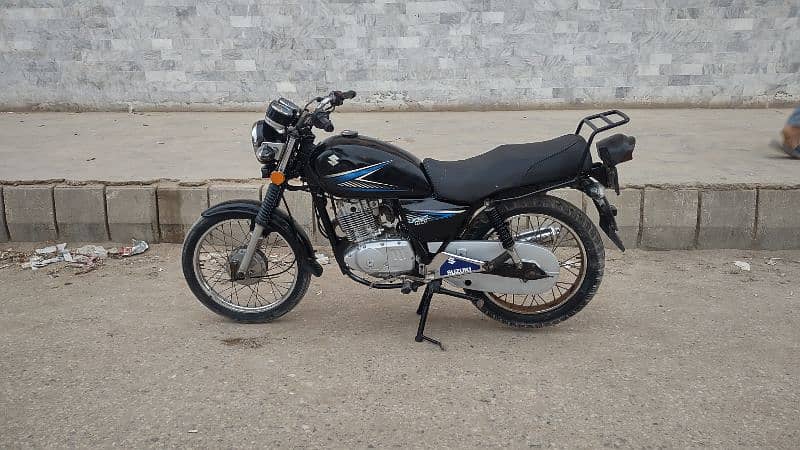 Suzuki GS 150 Model 2016 Karachi 1