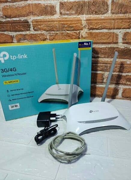 TP-Link Router & Power Bank 0