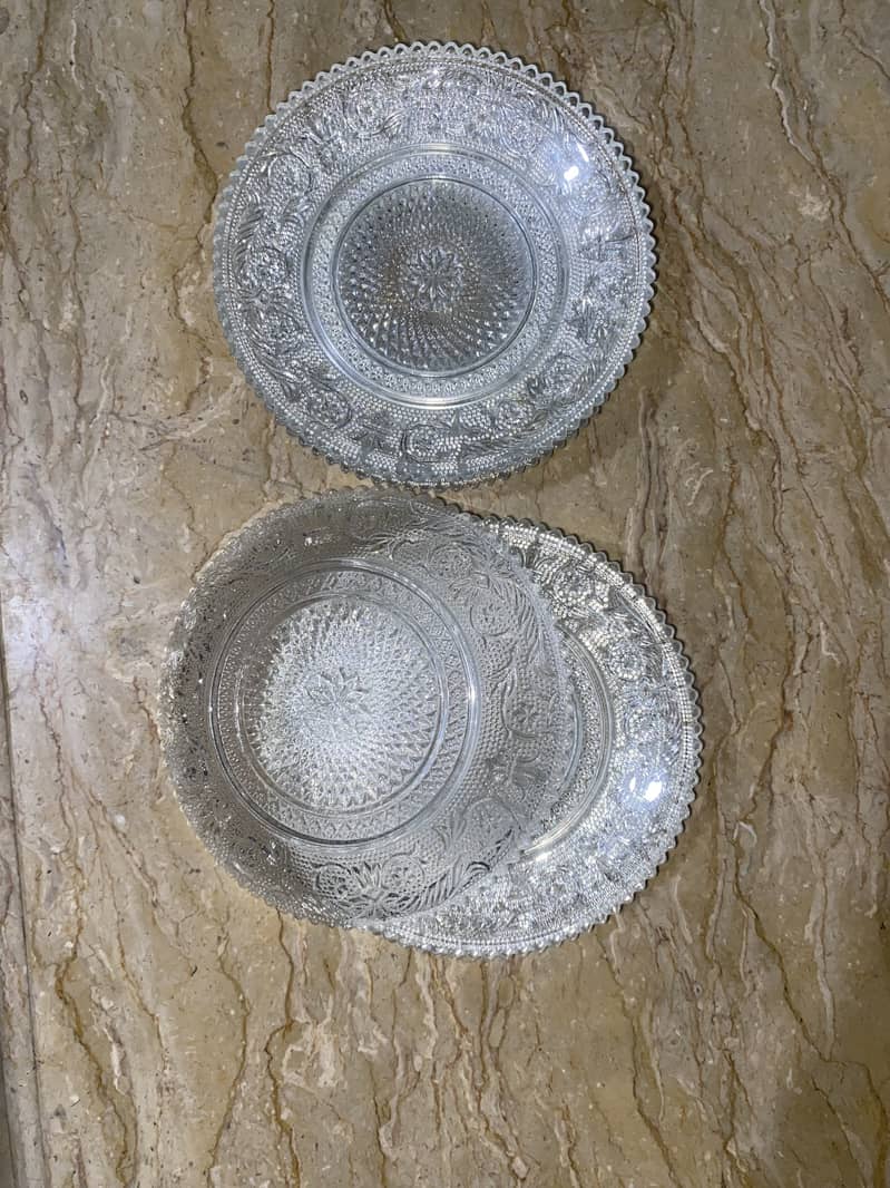 Small Glass Plates, 6 Pieces 1