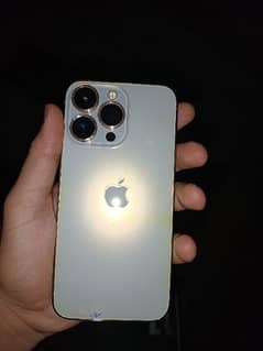 IPhone 13 pro gold