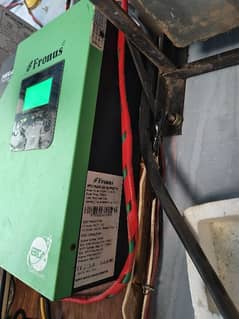 Fronus inverter 2.5 kw 0