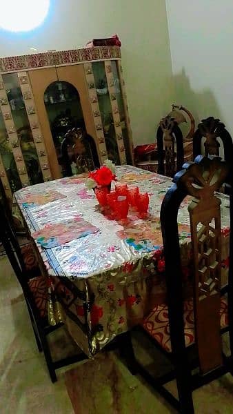 6 chairs dining table with Thick glass 2