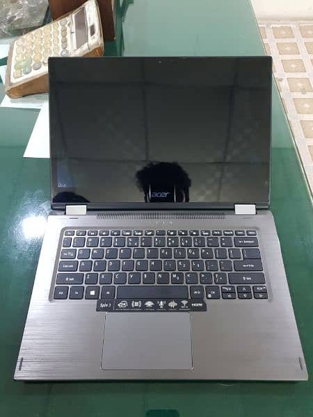 ACER Laptop 360 touch screen 9
