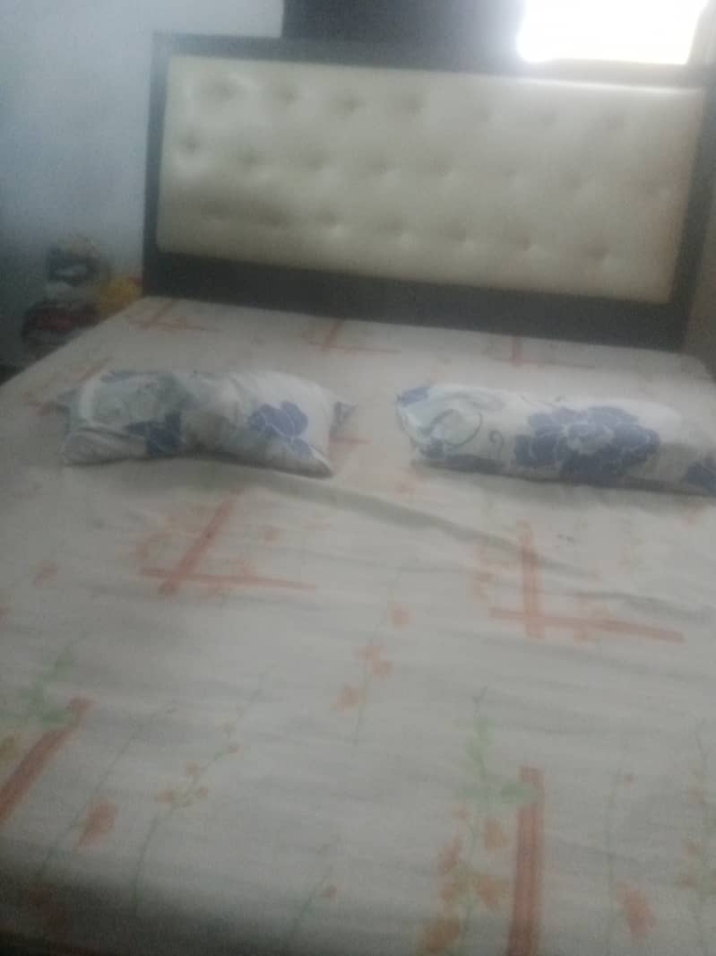 bed for sale along with the matress 1