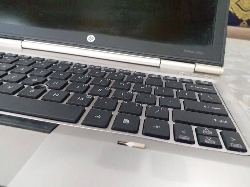 Hp 2560 i5 2nd gen handy laptop 1