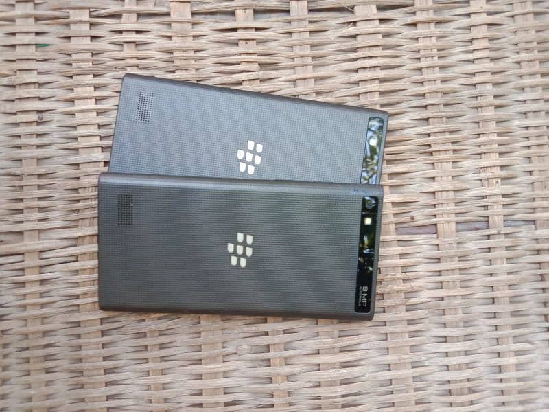 BlackBerry leap in lush condition( PTA OFFICIAL APPROVED) 10