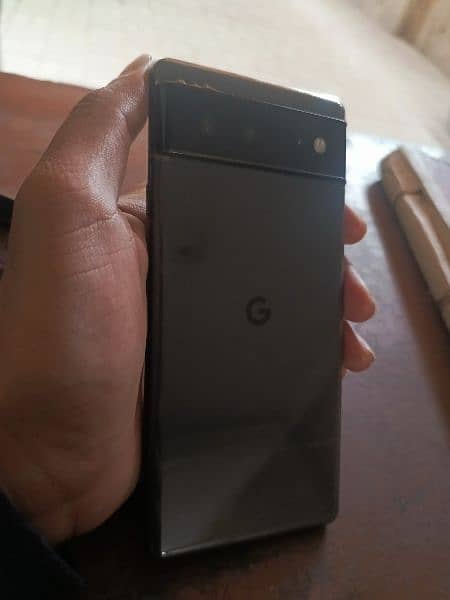 pixel 6  in line and glass crack 2