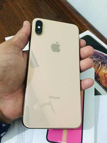 iPhone xs max 64gb pta approved water pack 1