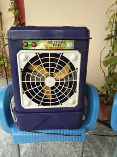 Small Air Cooler in very good condition 12V DC with power supply 0