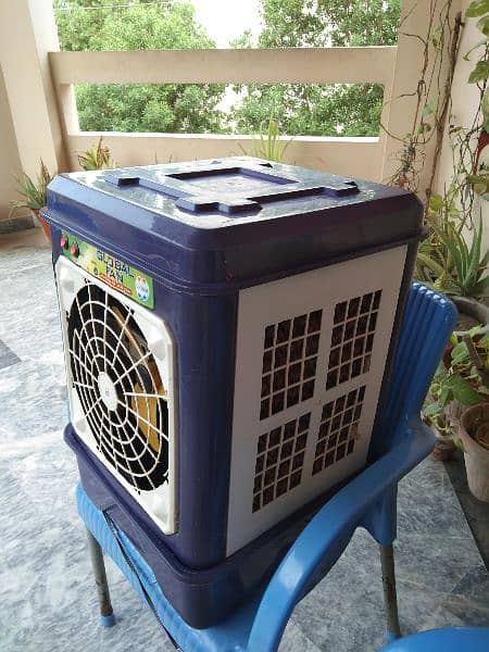 Small Air Cooler in very good condition 12V DC with power supply 3