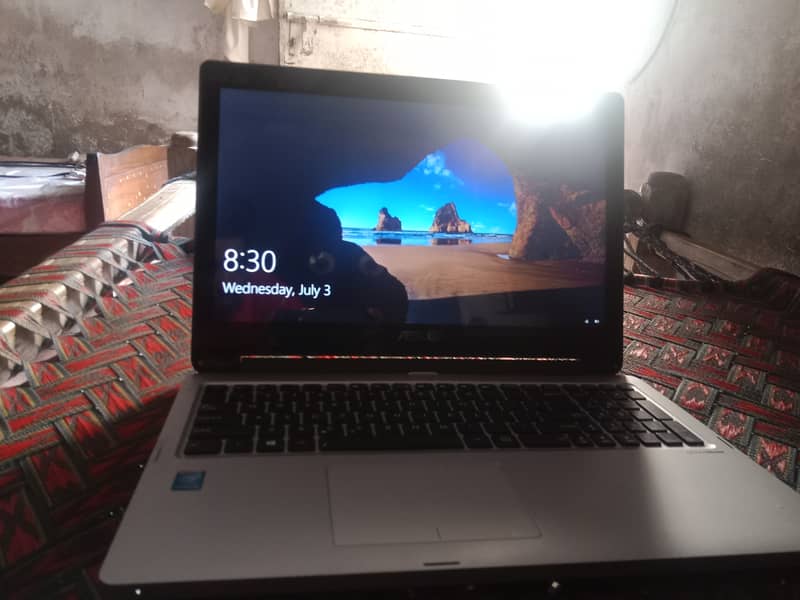 ASUS LAPTOP ,CORE i5,4th gen,8gb ram,500 GB hard,with touch screen 1