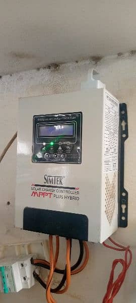 Symteck 60 amp MPPT hybrid controller 1
