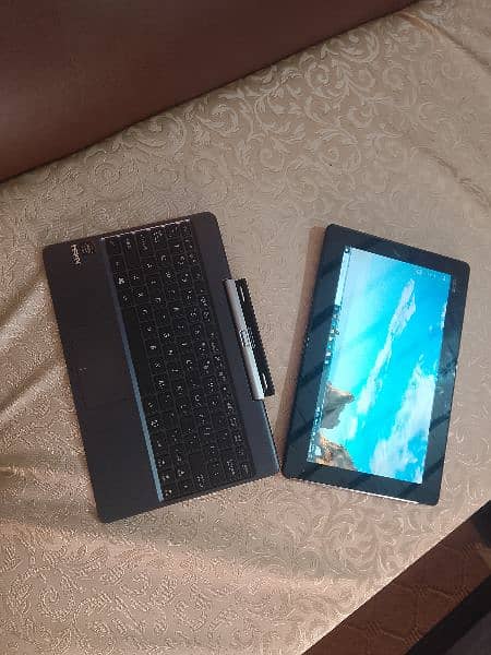 Asus Touch Laptop 1
