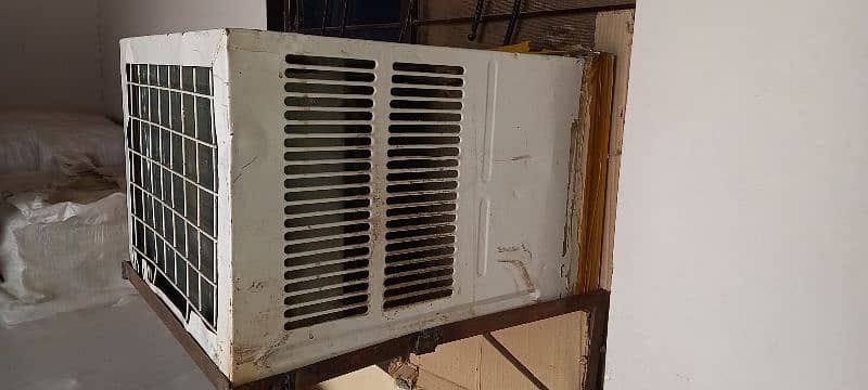 window ac Good cooling good condition full ok 1