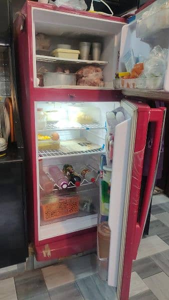singer refrigerator for sale just in 61000 in New condition 3