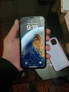iphone 11 jv 64gb excellent condition