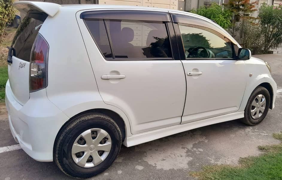 Toyota Passo 2012 1