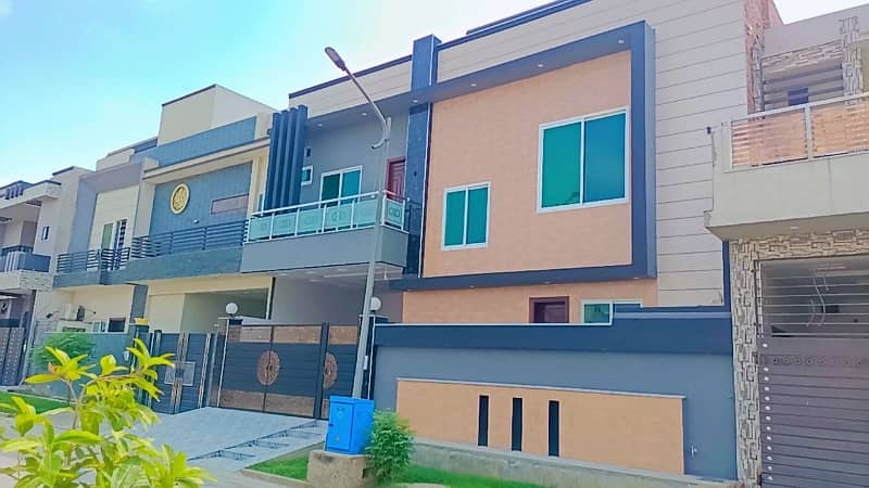 House 7 Marla For Sale In Sitara Gold City 3