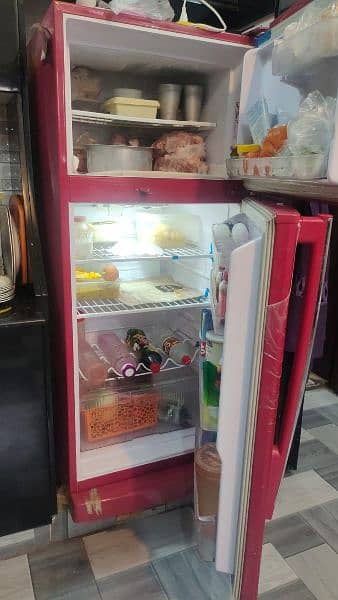 singer refrigerator in new condition in 65000 3