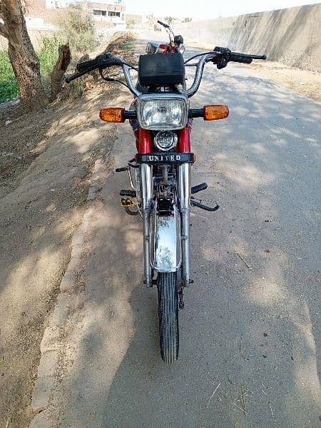 United 70cc like new (urgent sale) 1