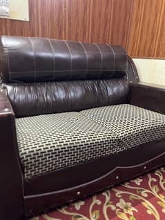 sofas best condition in cheap prices