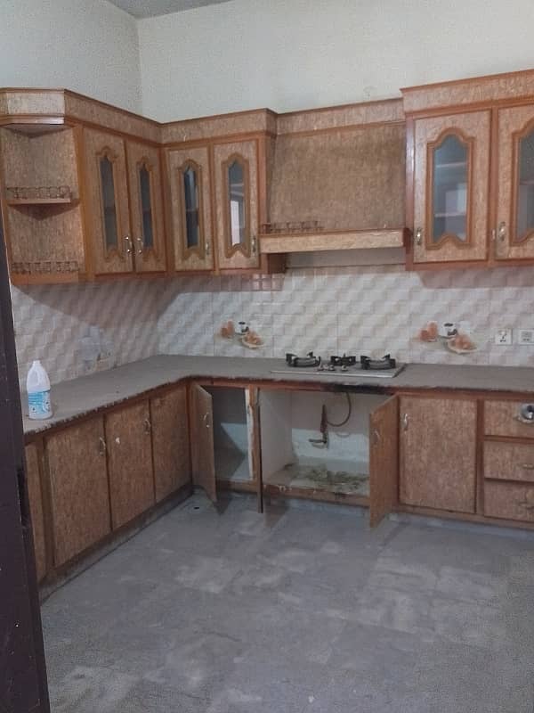 Upper Portion For Rent In Beautiful Ismail City 10