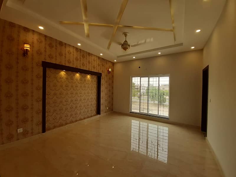 10 Marla House Available For Sale In Johar Block In Bahria Town Lahore 1