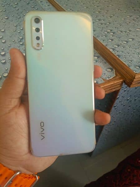 Vivo S1 4