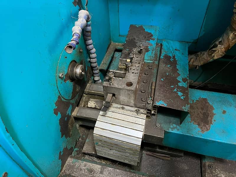 CNC Lathe Machine 2