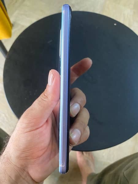 vivo y21t 4/128 scratchless 1