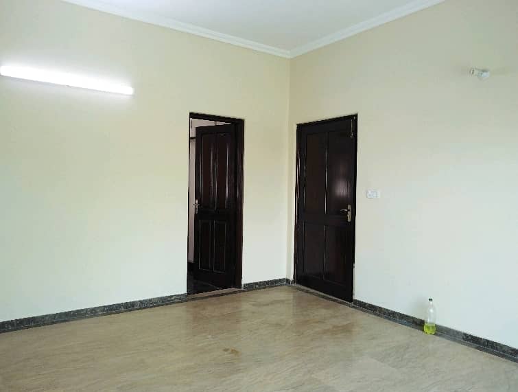 Centrally Located House For Rent In Cavalry Ground Available 4