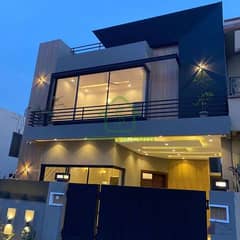 5 Marla Upper Portion For Rent in Wapda Town Lahore