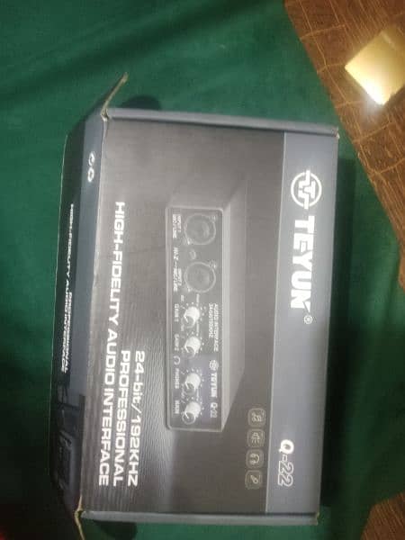 Audio Interface Teyun Q 22 Totally New In Condition 100% Scratchless 3