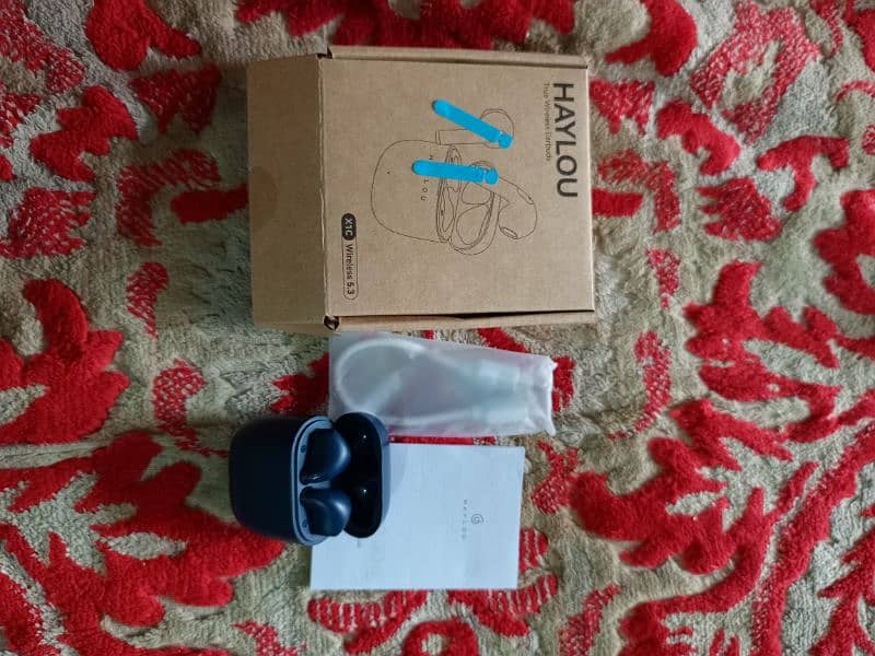 Haylou Air pod condition like new with box and long battery timing 2