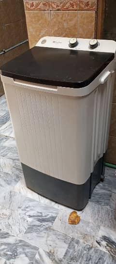 washing machine sale in best and good condition.