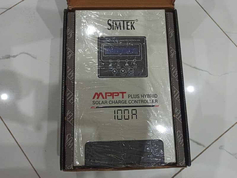 SimTek MPPT Hybrid Solar Charge Controller 100Amp 2