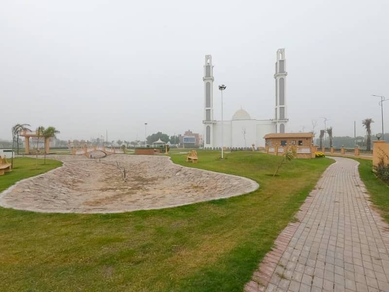 Change Your Address To On Excellent Location Safari Garden - Block E, Lahore For A Reasonable Price Of Rs. 1250000 5
