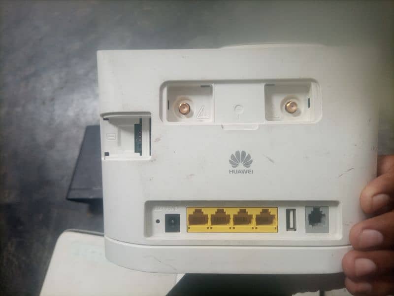 HUAWEI 4G ROUTERS 4