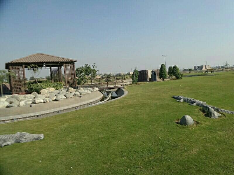 Ideal Residential Plot Is Available For sale In Faisalabad 5