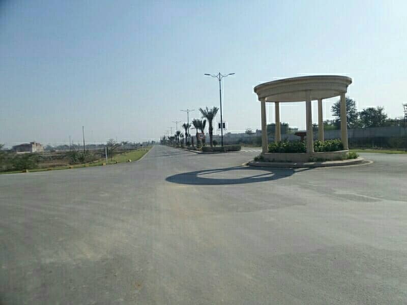 Buy your ideal 11 Marla Residential Plot in a prime location of Faisalabad 4